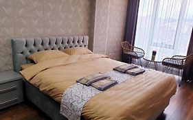 Stylish Apartment In City Center